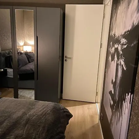 1 Bedroom Apartment Next To Vadi Istanbul اسطنبول